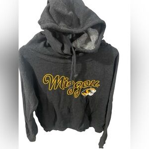 Mizzou hoodie size L